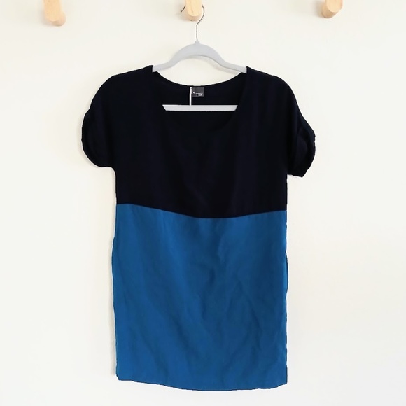 Sparkle & Fade Color Block Tunic Dress - Picture 2 of 5